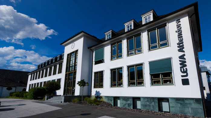 LEWA Attendorn Zentrale und Verwaltung des Automationsunternehmens in Attendorn