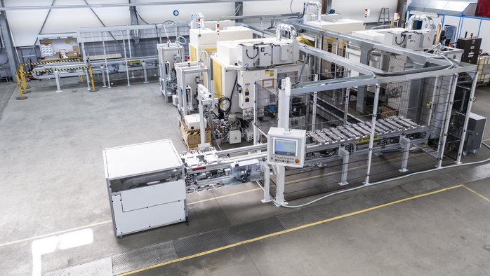 Anlage für automatisierte Zerspanung bei LEWA Attendorn, zeigt fortschrittliche Fertigungstechnologie